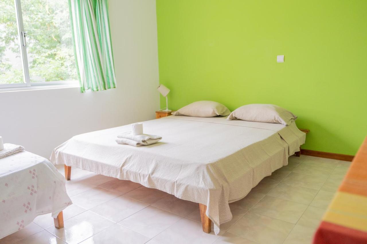 Simabo'S Backpackers' Hostel Mindelo Kültér fotó