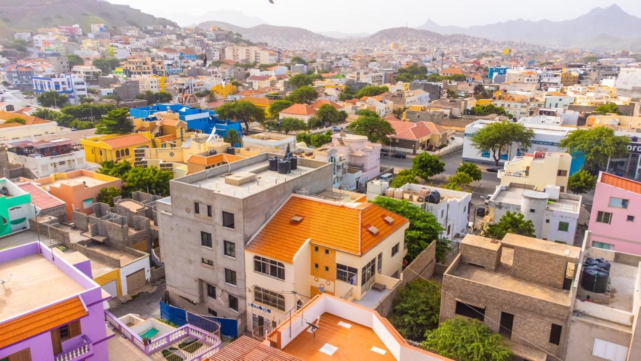 Simabo'S Backpackers' Hostel Mindelo Kültér fotó