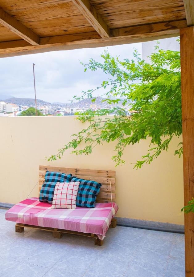 Simabo'S Backpackers' Hostel Mindelo Kültér fotó